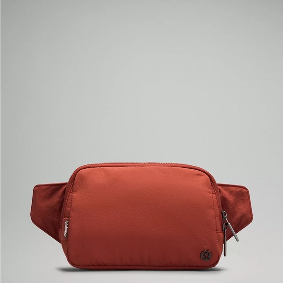 Lululemon Everywhere Belt Bag Large 2L- Magma - Picture 1 of 9